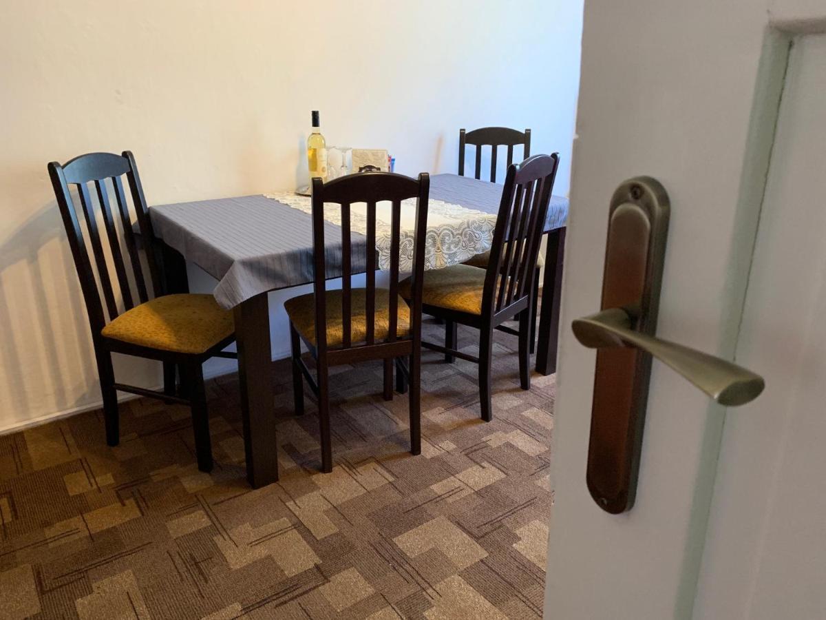 Pod Nachodskym Zamkem Leilighet Eksteriør bilde
